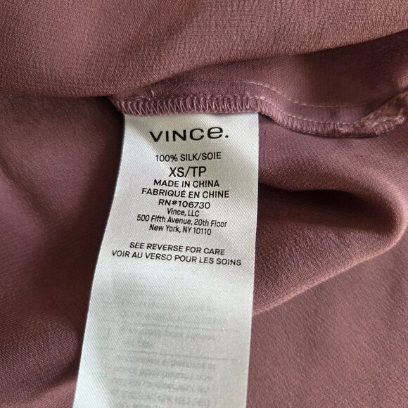 Vince 100% silk mauve/dusty rose color blouse. - Picture 5 of 10